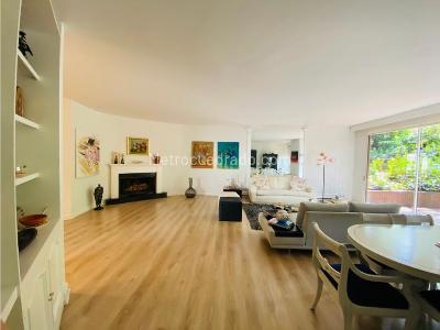 Apartamento de 3 alcobas en venta en Santa Ana Oriental, Bogotá, 195 m² · foto 2 de 14
