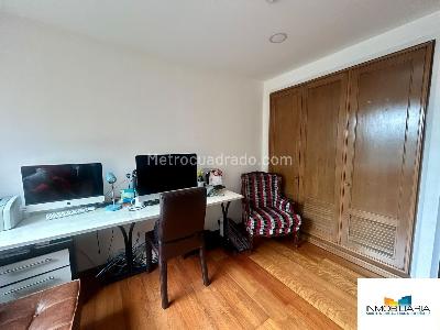 Apartamento de 3 alcobas en venta en Bosques De La Cañada, Bogotá, 206 m² · foto 16 de 19