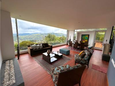 Casa de 3 alcobas en venta en Via La Calera, Bogotá, 320 m² · foto 4 de 20