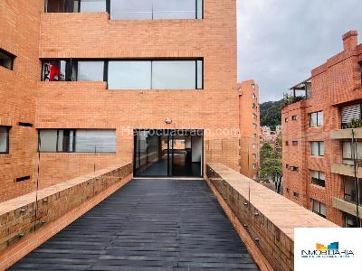 Apartamento de 1 alcoba en arriendo en Los Rosales, Bogotá, 110 m² · foto 2 de 17