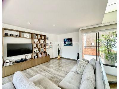 Apartamento de 2 alcobas en venta en La Cabrera, Bogotá, 131 m² · foto 5 de 16