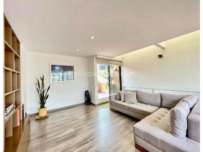 Apartamento de 2 alcobas en venta en La Cabrera, Bogotá, 131 m² · foto 6 de 16