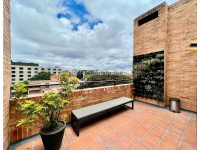 Apartamento de 2 alcobas en venta en La Cabrera, Bogotá, 131 m² · foto 7 de 16