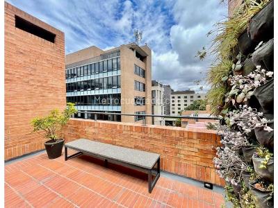 Apartamento de 2 alcobas en venta en La Cabrera, Bogotá, 131 m² · foto 8 de 16