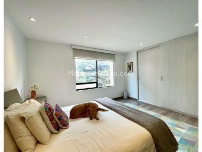 Apartamento de 2 alcobas en venta en La Cabrera, Bogotá, 131 m² · foto 11 de 16