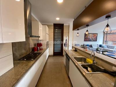 Apartamento en venta en Chico, Bogotá · foto 2 de 16