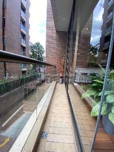 Apartamento en venta en Chico, Bogotá · foto 8 de 16