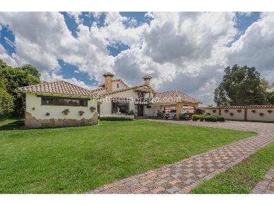 Casa de 5 alcobas en venta en Guaymaral, Bogotá, 700 m² · foto 5 de 20