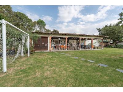 Casa de 5 alcobas en venta en Guaymaral, Bogotá, 700 m² · foto 6 de 20