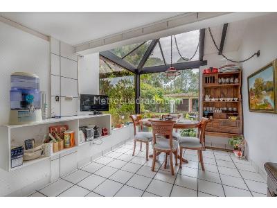 Casa de 5 alcobas en venta en Guaymaral, Bogotá, 700 m² · foto 11 de 20