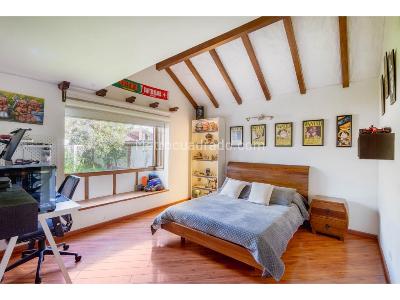 Casa de 5 alcobas en venta en Guaymaral, Bogotá, 700 m² · foto 12 de 20