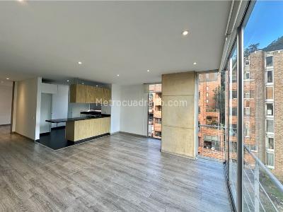 Apartamento en venta en Los Rosales, Bogotá · foto 4 de 16