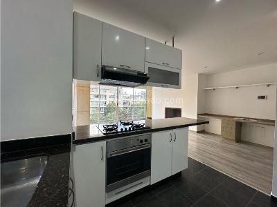 Apartamento en venta en Los Rosales, Bogotá · foto 7 de 16