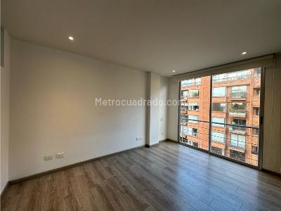 Apartamento en venta en Los Rosales, Bogotá · foto 9 de 16
