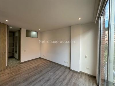 Apartamento en venta en Los Rosales, Bogotá · foto 13 de 16