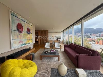 Apartamento en venta en Chico Norte, Bogotá · foto 2 de 20