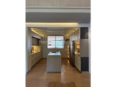 Apartamento de 3 alcobas en venta en Rosales Bajo, Bogotá, 200 m² · foto 6 de 20