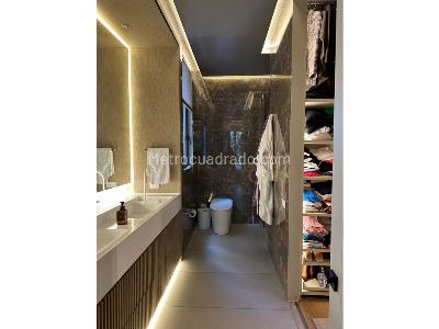 Apartamento de 3 alcobas en venta en Rosales Bajo, Bogotá, 200 m² · foto 20 de 20