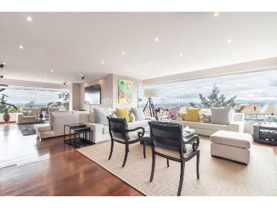 Apartamento de 4 alcobas en venta en Los Rosales, Bogotá, 360 m² · foto 2 de 14