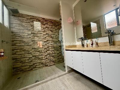Casa de 4 alcobas en venta en Camino De Los Arrayanes, Bogotá, 192 m² · foto 10 de 16