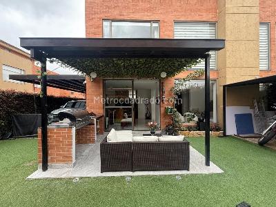 Casa de 4 alcobas en venta en Camino De Los Arrayanes, Bogotá, 192 m² · foto 5 de 16