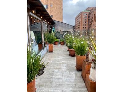 Apartamento de 4 alcobas en venta en Chico Norte, Bogotá, 400 m² · foto 2 de 17