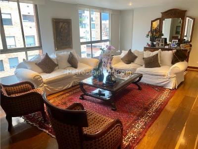 Apartamento de 4 alcobas en venta en Chico Norte, Bogotá, 400 m² · foto 5 de 17