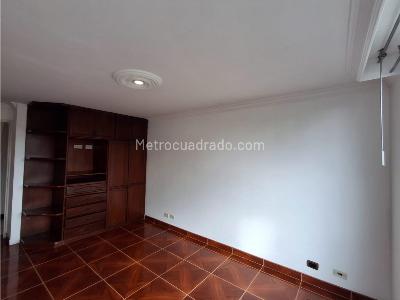 Casa de 5 alcobas en venta en La Granja, Tunja, 190 m² · foto 3 de 20