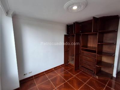 Casa de 5 alcobas en venta en La Granja, Tunja, 190 m² · foto 4 de 20
