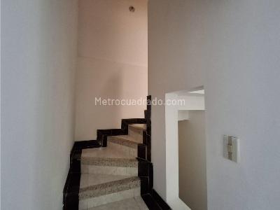 Casa de 5 alcobas en venta en La Granja, Tunja, 190 m² · foto 6 de 20
