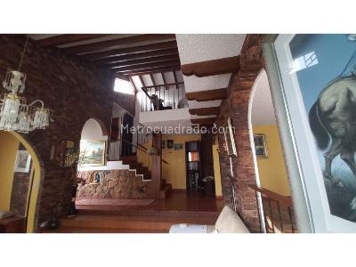 Casa de 5 alcobas en venta en Unicentro, Tunja, 470 m² · foto 9 de 20