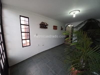 Casa de 5 alcobas en venta en Balcones De Terranova, Tunja, 187 m² · foto 6 de 20