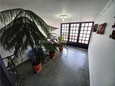 Casa de 5 alcobas en venta en Balcones De Terranova, Tunja, 187 m² · foto 7 de 20