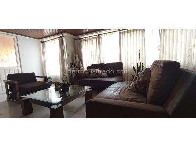 Casa de 5 alcobas en venta en Las Nieves, Tunja, 300 m² · foto 9 de 20