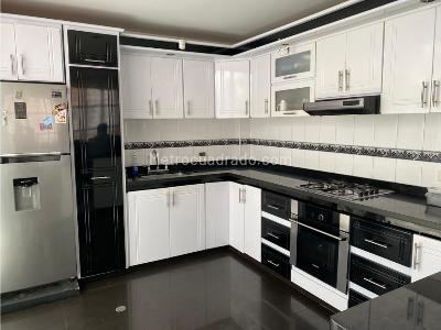 Casa de 5 alcobas en venta en Santa Ines, Tunja, 230 m² · foto 2 de 20