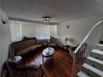 Casa de 5 alcobas en venta en Las Nieves, Tunja, 230 m² · foto 3 de 20