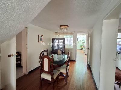 Casa de 5 alcobas en venta en Las Nieves, Tunja, 230 m² · foto 6 de 20