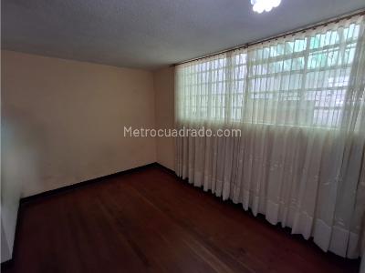 Casa de 5 alcobas en venta en Las Nieves, Tunja, 230 m² · foto 18 de 20