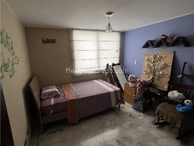 Apartamento en venta en Granada, Cali · foto 14 de 20