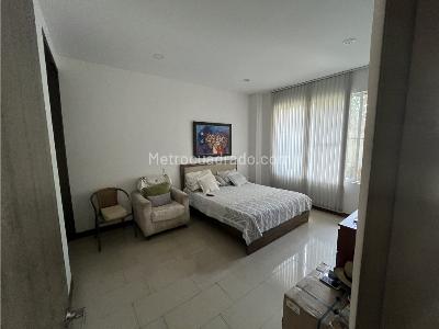 Casa de 4 alcobas en venta en El Bosque, Cali, 190 m² · foto 8 de 20