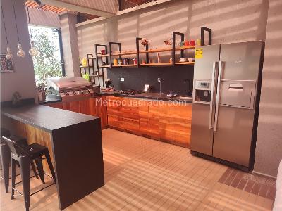 Apartamento de 3 alcobas en venta en Cumbres, Envigado, 284 m² · foto 2 de 20