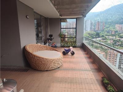 Apartamento de 3 alcobas en venta en Cumbres, Envigado, 284 m² · foto 3 de 20