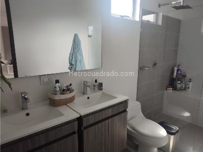 Apartamento de 3 alcobas en venta en Cumbres, Envigado, 284 m² · foto 19 de 20