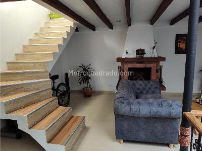 Casa de 3 alcobas en venta en Rio Negro, Rionegro, 140 m² · foto 2 de 16