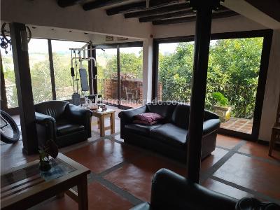 Casa de 3 alcobas en venta en La Macarena, Rionegro, 280 m² · foto 11 de 11