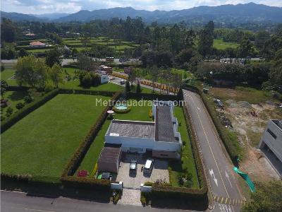 Casa de 5 alcobas en venta en Llanogrande, Rionegro, 350 m² · foto 5 de 20
