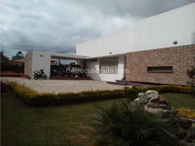 Casa de 5 alcobas en venta en Llanogrande, Rionegro, 350 m² · foto 18 de 20