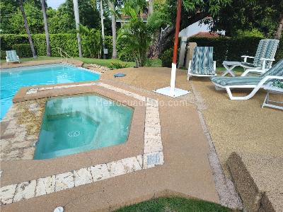 Casa de 5 alcobas en venta en Ricaurte, Girardot, 300 m² · foto 7 de 20