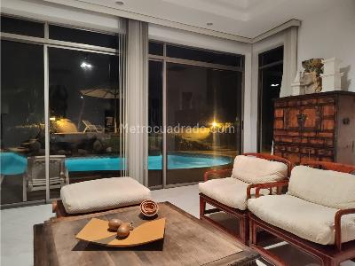 Casa de 5 alcobas en venta en Ricaurte, Girardot, 300 m² · foto 14 de 20