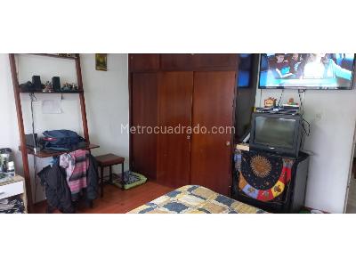 Casa de 5 alcobas en venta en La Campiña, Bogotá, 238 m² · foto 10 de 20